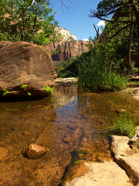  Middle Emerald Pool