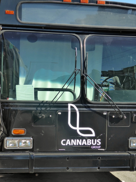 Cannabis am Straßenrand zu haben